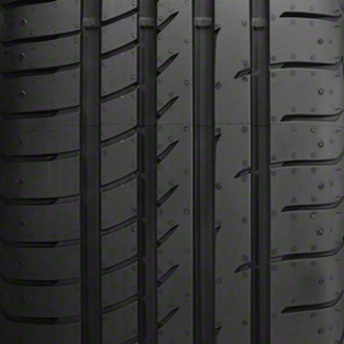 2 285/35R19 Passenger Eagle Summer 99Y Goodyear UHP F1 Tire Asymmetric
