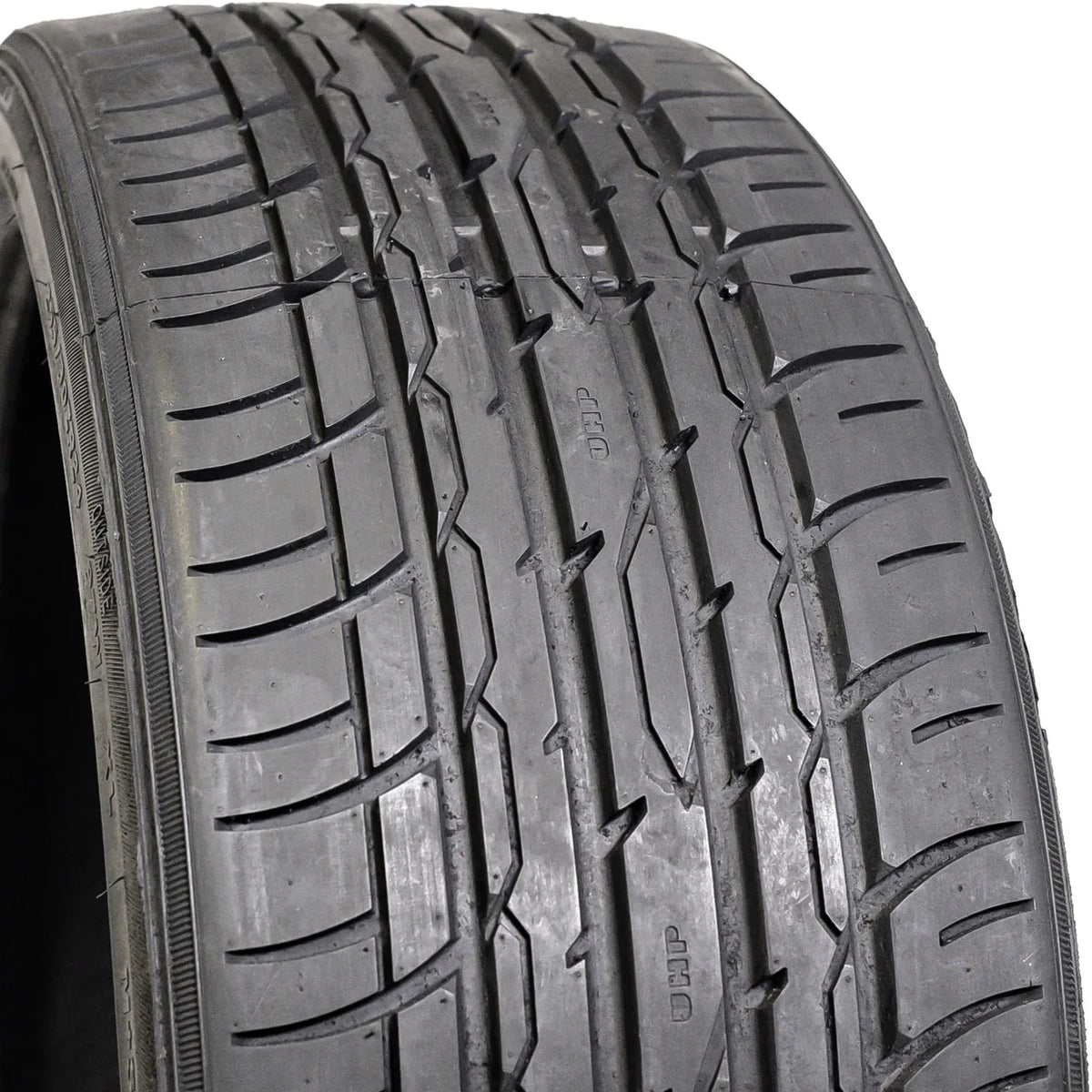 A/S Performance HP Advanta 275/40ZR20 High Z-01 275/40R20 XL 106W Tire