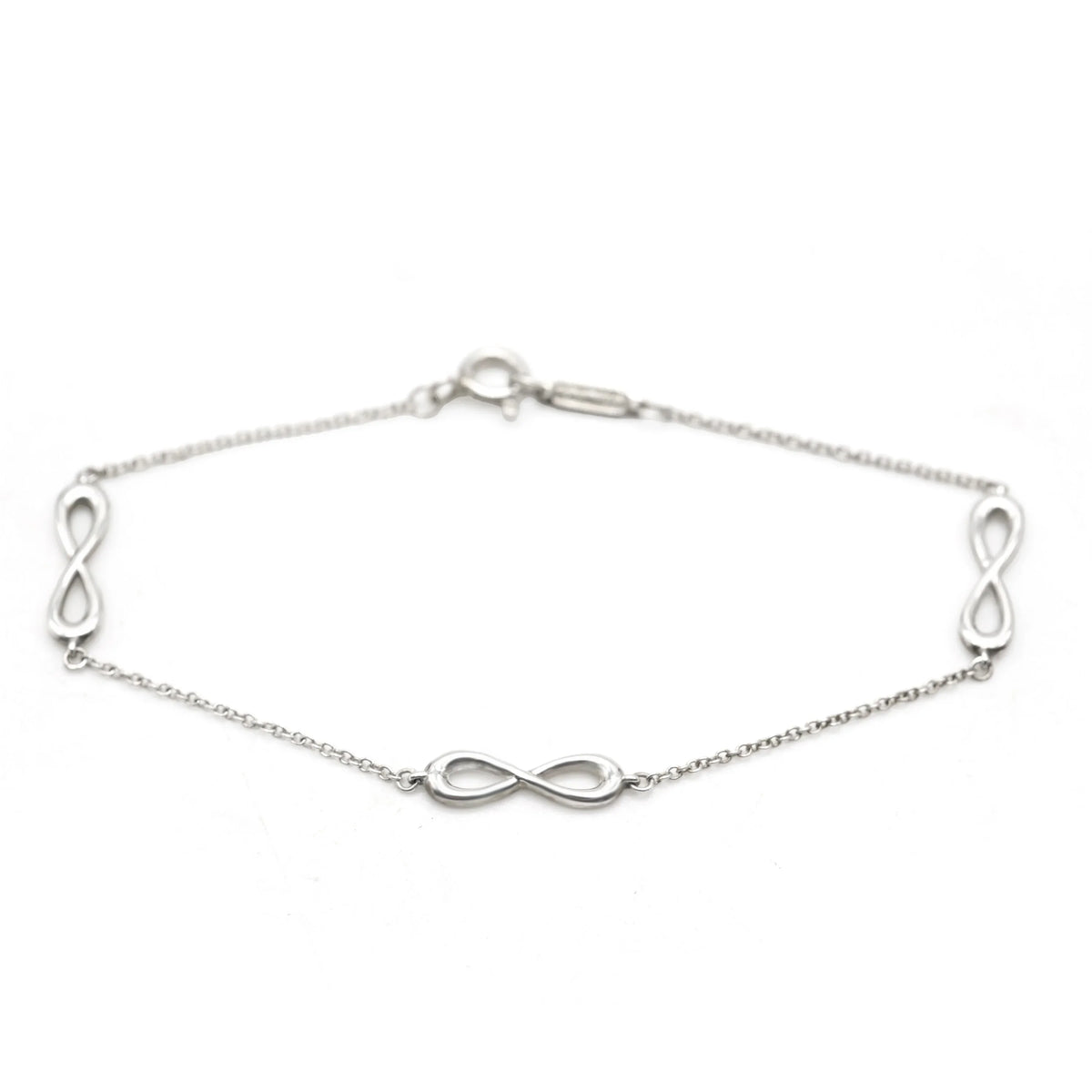 Pre-Owned Bracelet Co. Sterling Tiffany Infinity Silver in 3 Stations &