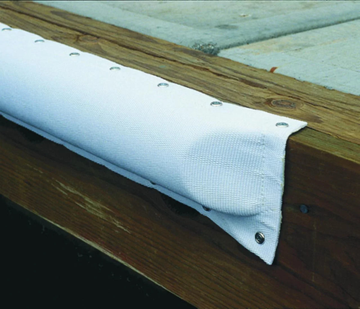 Medium Bumper, x Lock Perimeter 1-3/4" 4-1/2" Single and Taylor Post