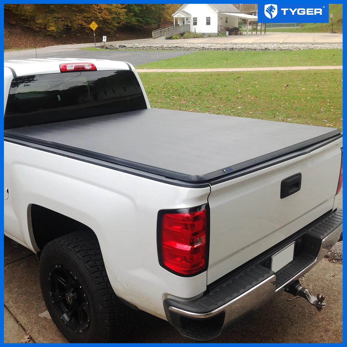 Auto Soft LD/Limited 2015-2019 1500; with Silverado 2014-2018 GMC / Cover 2500HD 3500HD; | Chevy 6'6" 2019 | Bed Vinyl Compatible T3 Tri-fold Tonneau TG-BC3C1007 Tyger Bed Sierra | Truck